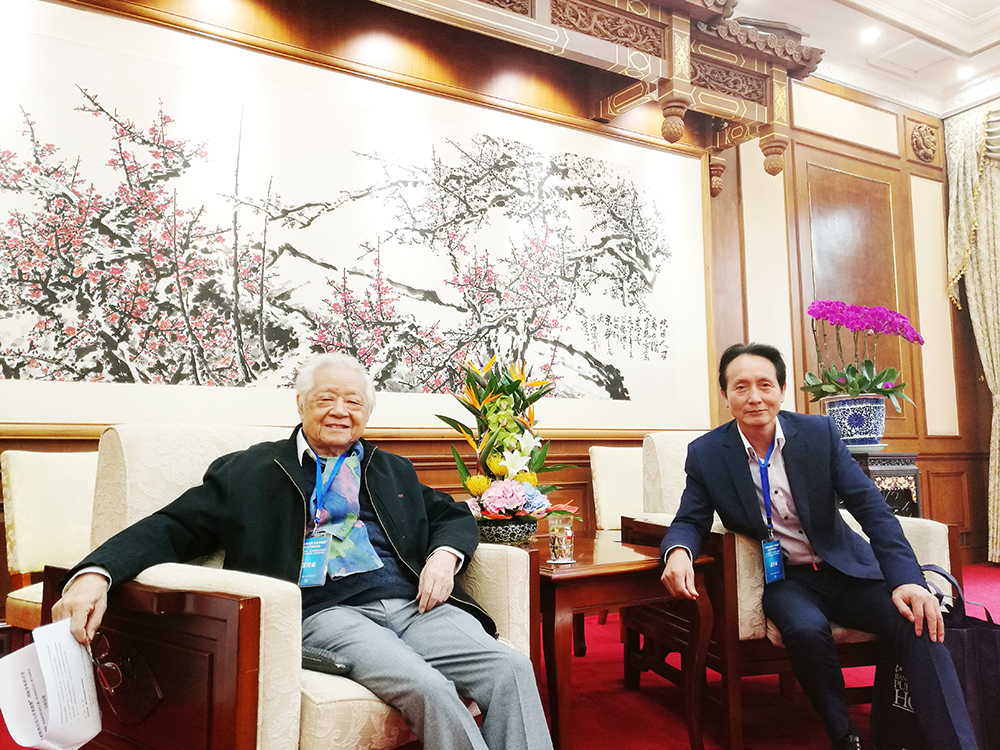 盛楊合影01.jpg 盛楊合影01.jpg